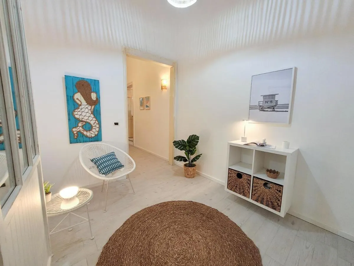 Magellano Suite. Fronte Mare + Free Park + Wi-Fi Porto Empedocle 0*,