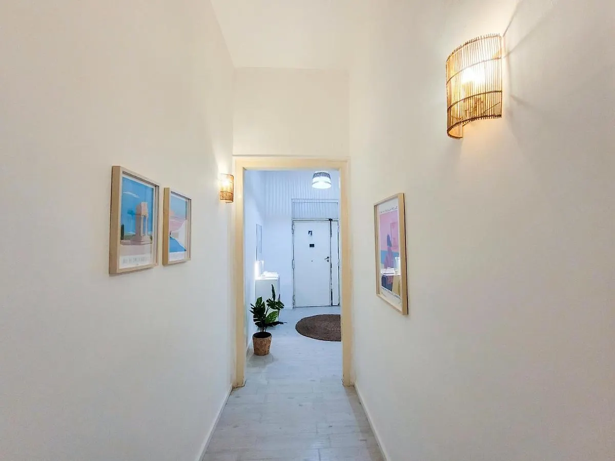 Apartment Magellano Suite. Fronte Mare + Free Park + Wi-Fi Porto Empedocle